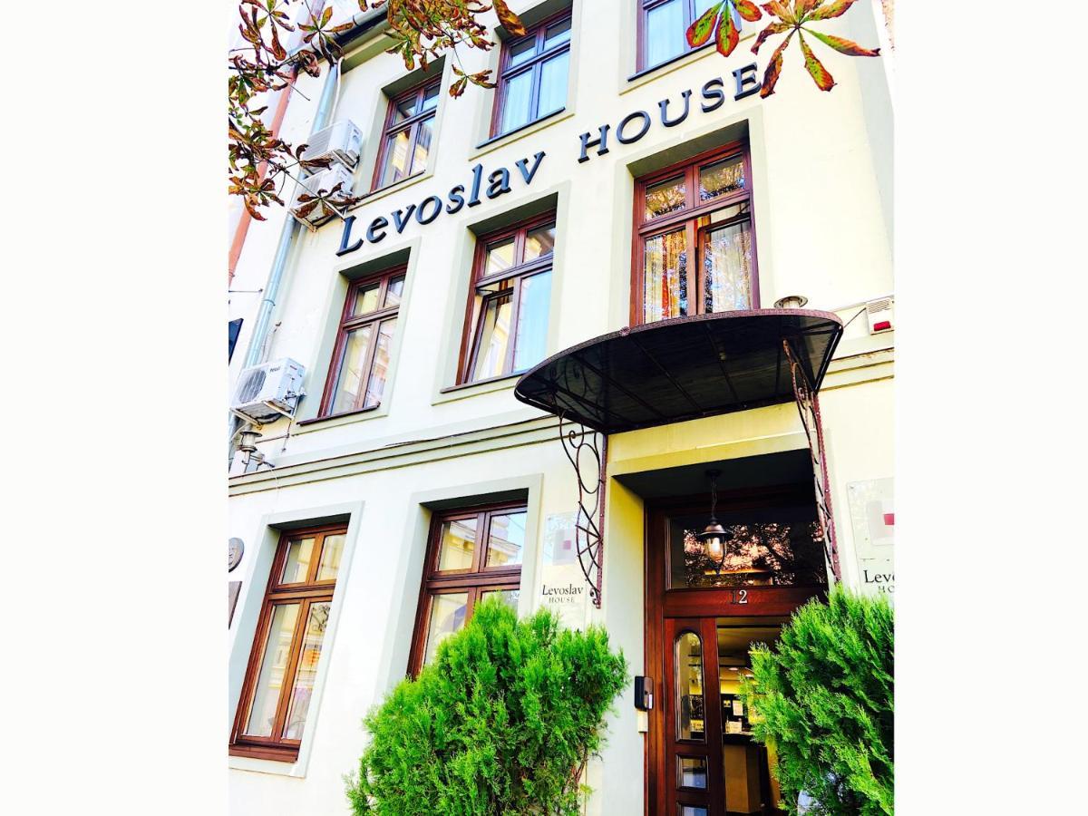 Villa & Restaurant Levoslav House Сибиу Экстерьер фото